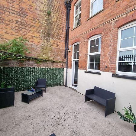 Spacious 2 Bed Appartment Next To Bae With Spa Bath Barrow-in-Furness Buitenkant foto