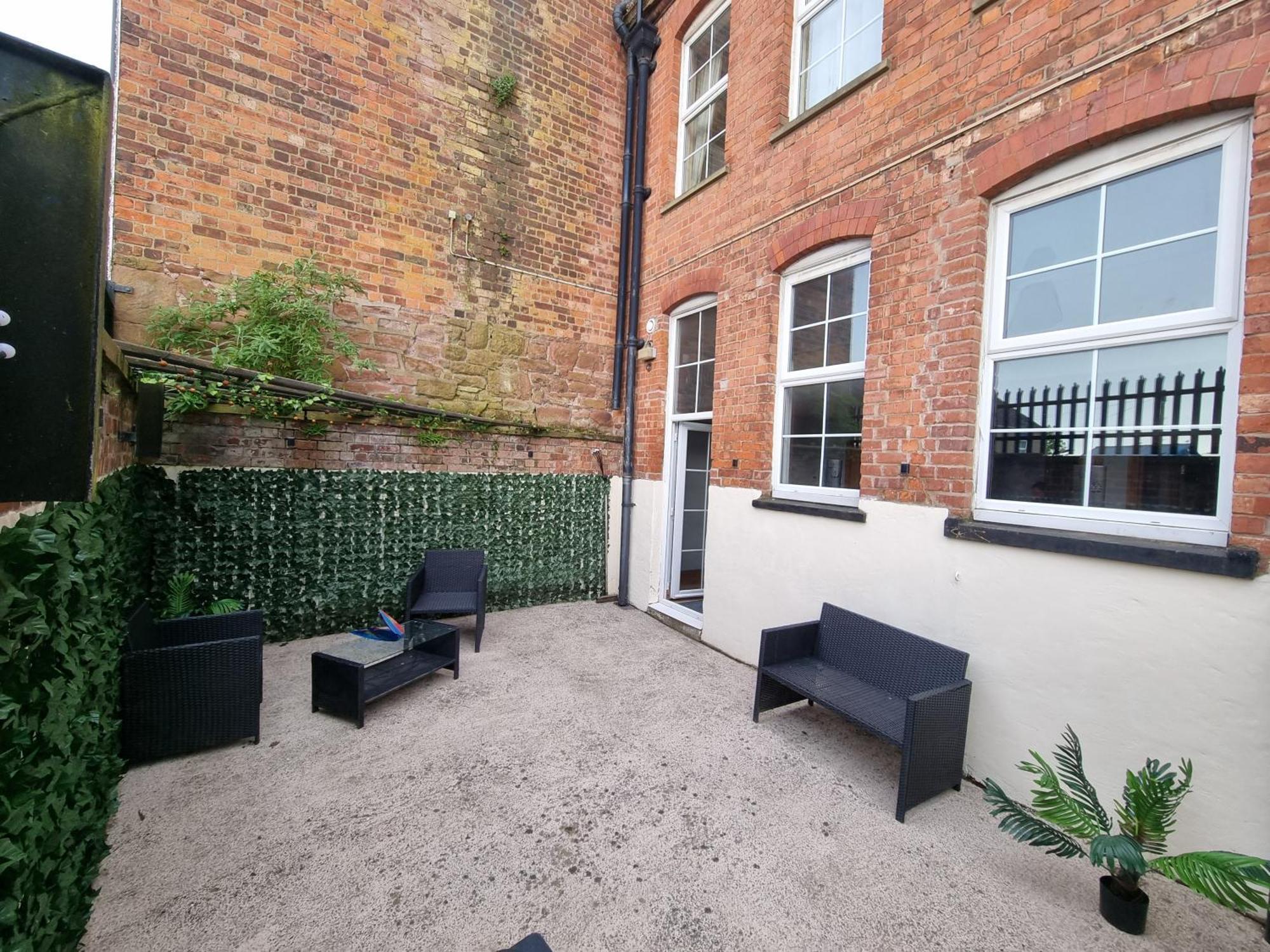 Spacious 2 Bed Appartment Next To Bae With Spa Bath Barrow-in-Furness Buitenkant foto